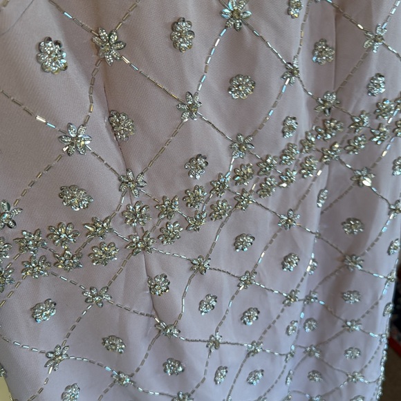 MAC DUGGAL
Pink Hand Embellished Cap Sleeve Midi Dress - Picture 5 of 16